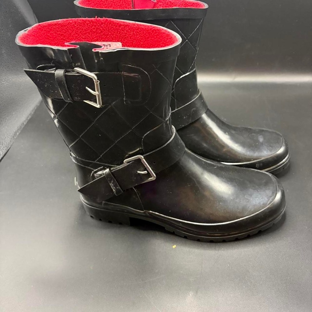 Sperry Black Rubber Rain Boots/Red Lining Size 7